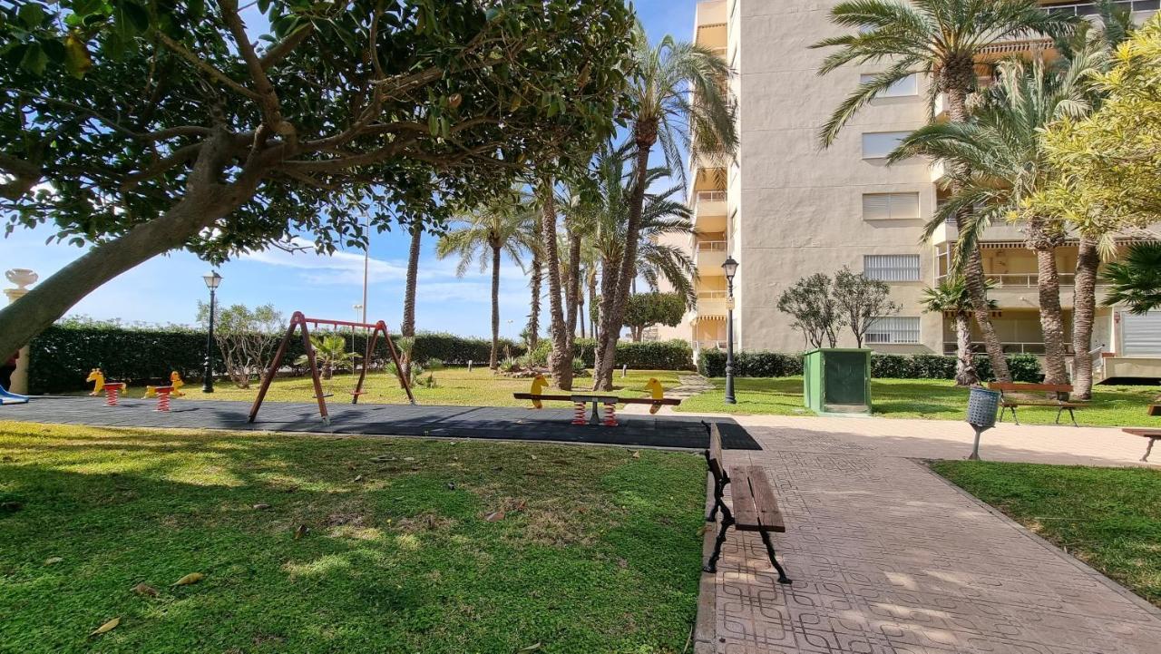 Apartament Palm Beach-El Palmeral Торевьиа Экстерьер фото